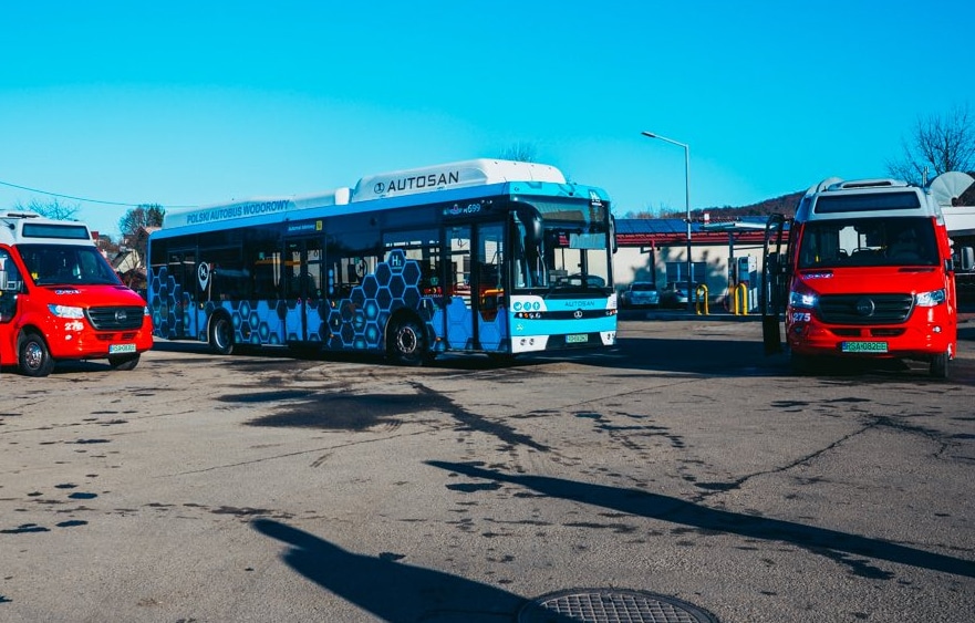 Autosan wraca na rynek. Sanok testuje autobus wodorowy Sancity 12LFH wyjechał