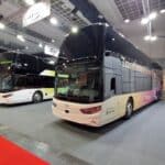 Ayats na Busworld 2025: Twiliner i Horizon LNG pokazują kierunek rozwoju autobusów premium