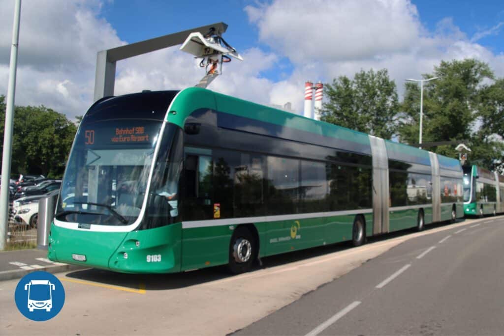 HESS na Busworld Europe 2025: dwa autobusy, jeden kierunek – zeroemisyjna mobilność