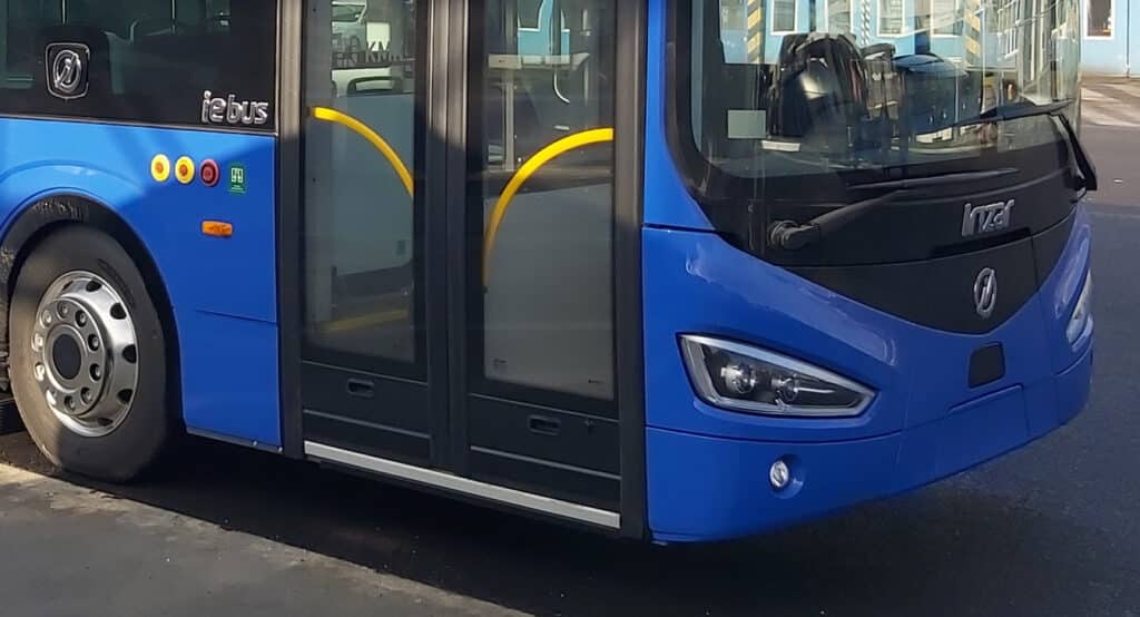 Pierwsze dwa autobusy Irizar z nowej dostawy już w MPK Kraków. Kolejne 20 sztuk w drodze