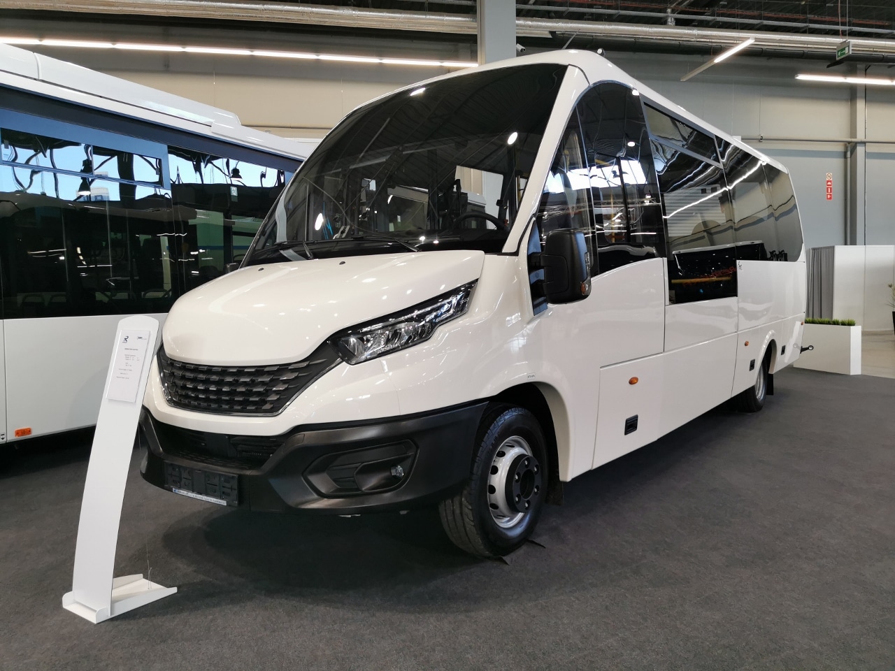 Infobus - ABP z pierwszym zwycięstwem w kategorii MINI. 12 autobusów Iveco dla KZPG Krosno