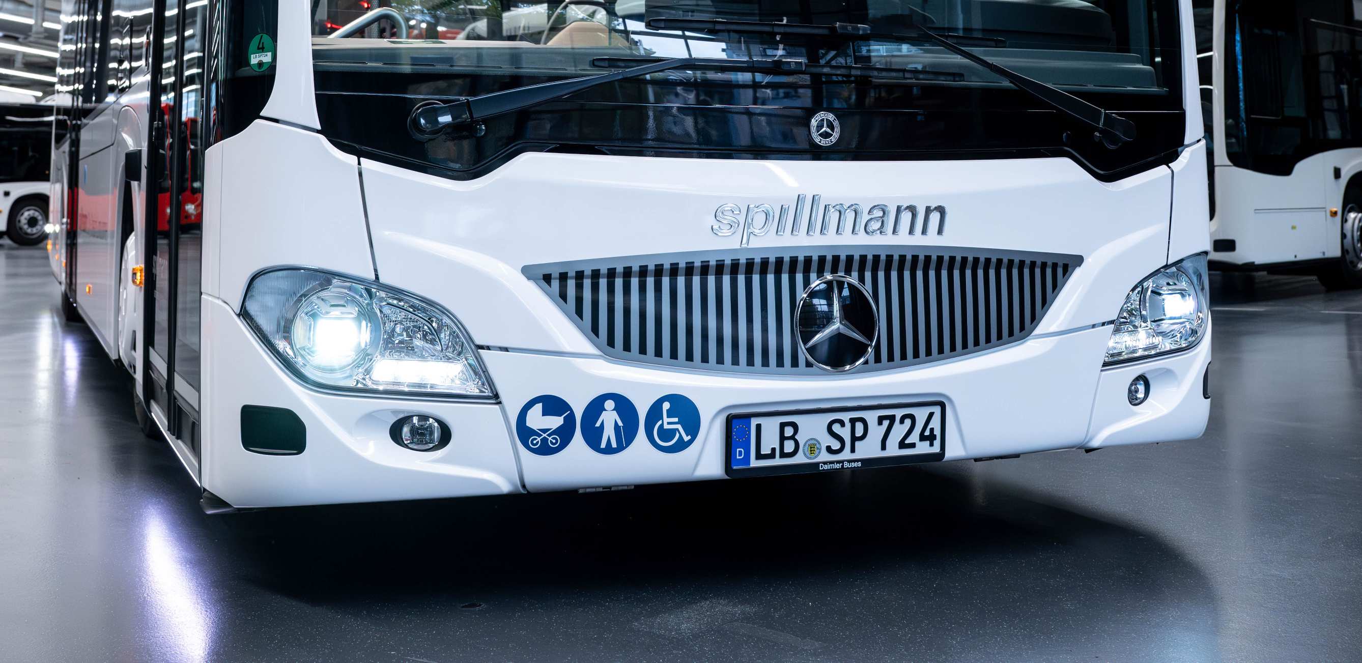 Infobus - Spillmann z „autobusową limuzyna” do transportu publicznego. Od Mercedesa