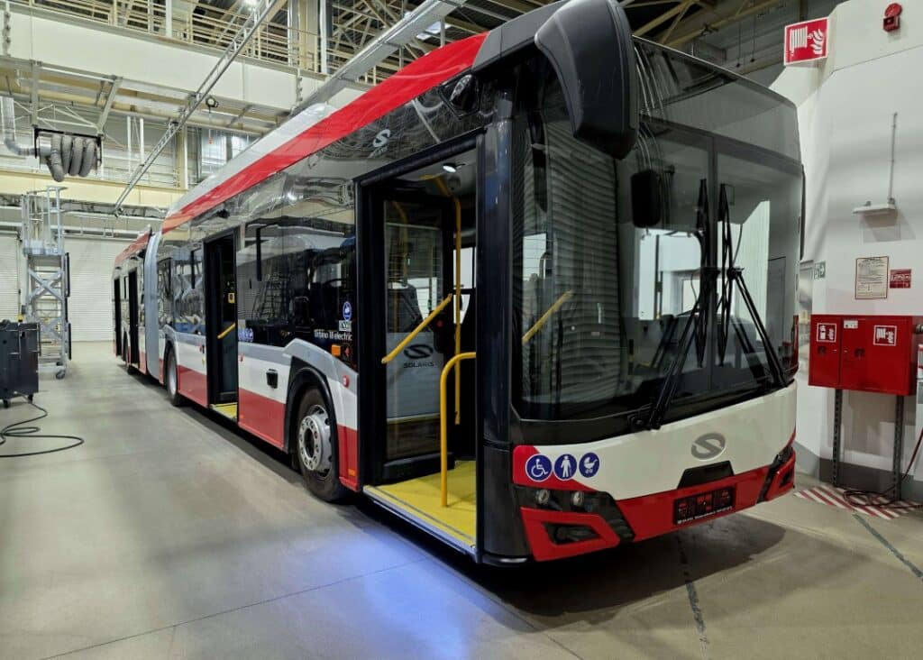 Produkcja nowych przegubowców dla Częstochowy postępuje - pomyślne testy - pierwsza dostawa w tym roku / fot. MPK Częstochowa