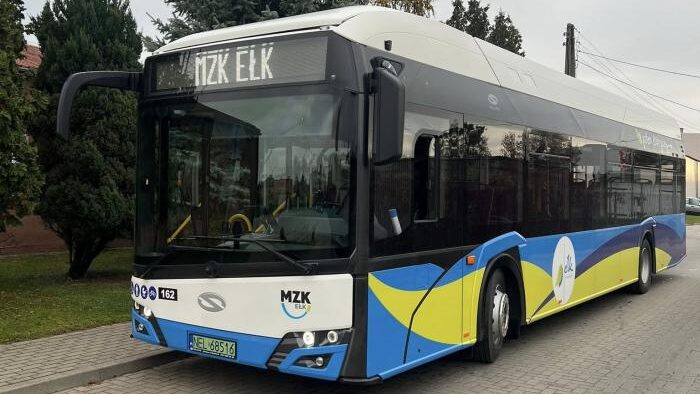 Nowy autobus elektryczny zasilił flotę MZK w Ełku. Trwa konsekwentna transformacja transportu publicznego