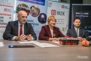 Ostrów Wlkp./ Podpisano umowę na dostawę czterech kolejnych elektrobusów