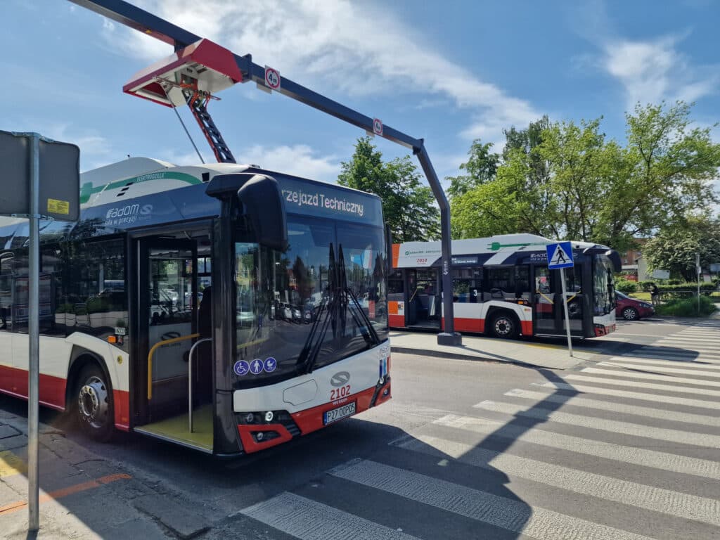 Do Radomia trafi 12 nowych autobusów elektrycznych. Ponowie od Solarisa