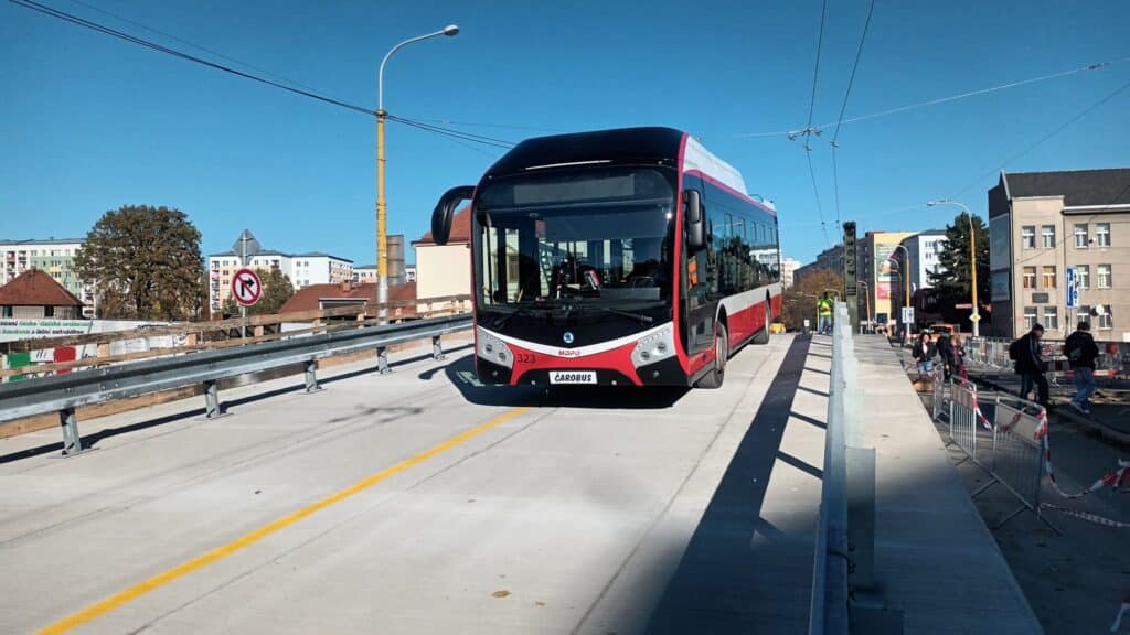 Opawa rusza na zakupy z dwoma dużymi przetargami na diesle, elektrobusy i trolejbusy / fot. DPMO