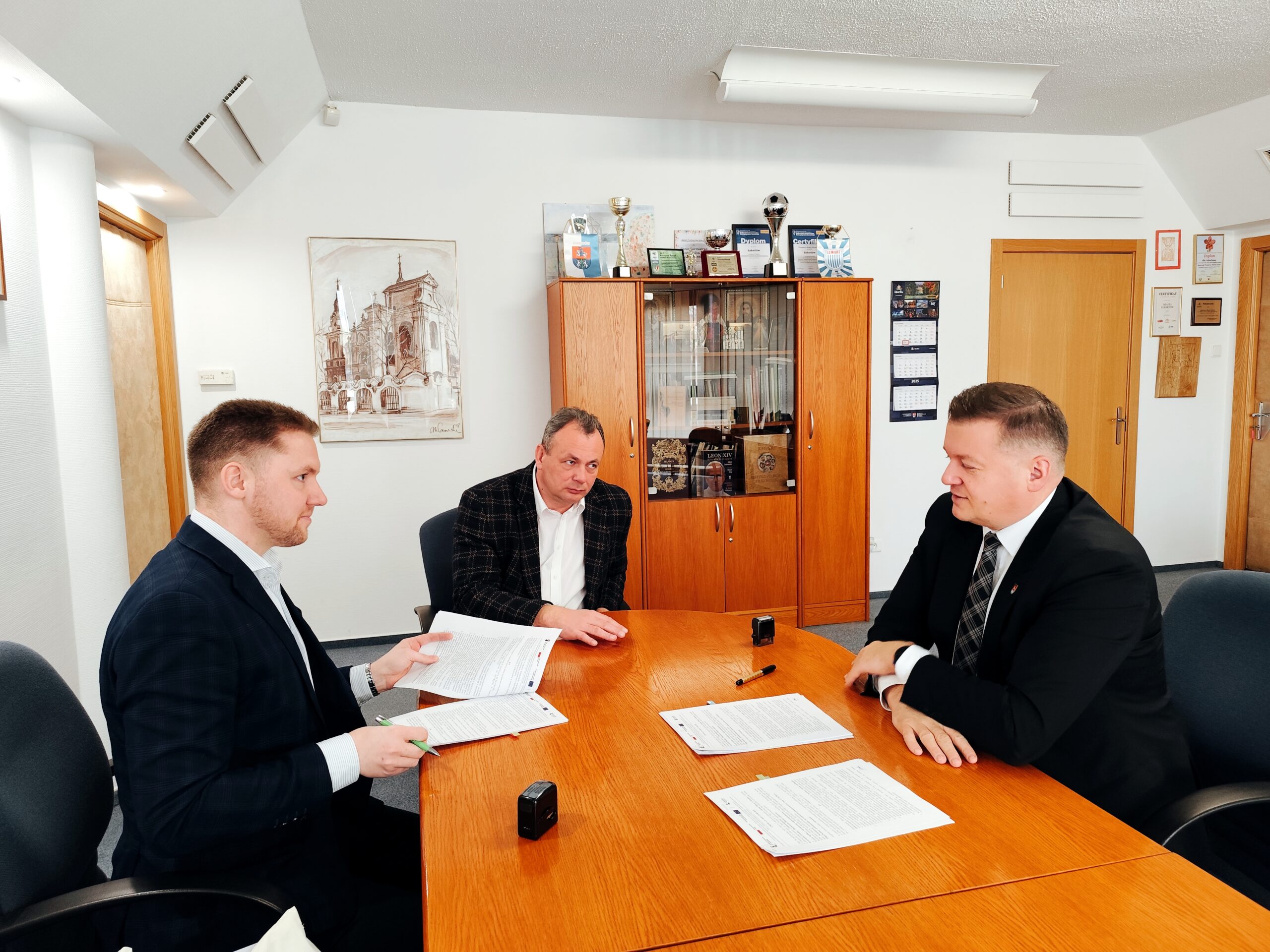 Infobus - Lubartów ma umowę z Ecovia na pierwsze elektrobusy. Plus ładowarki od Elektrometal