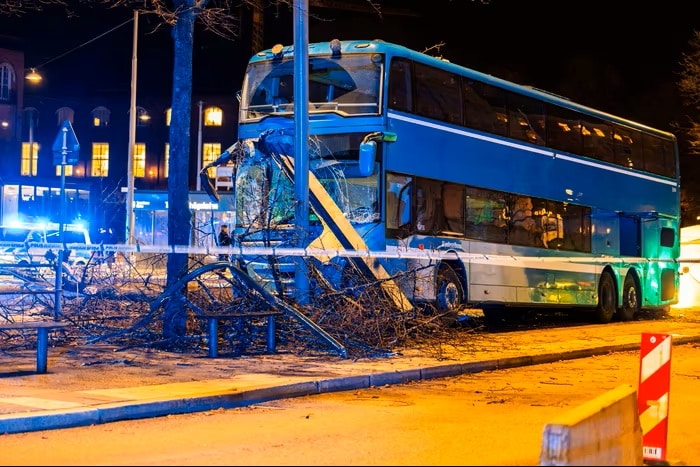 Szwecja: Kierowca autobusu, który wjechał w przystanek w Sztokholmie - bez zarzutów