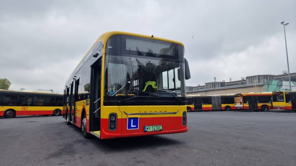 MZA Warszawa o cyberbezpieczeństwie autobusów Yutong U12: „Mają certyfikaty”