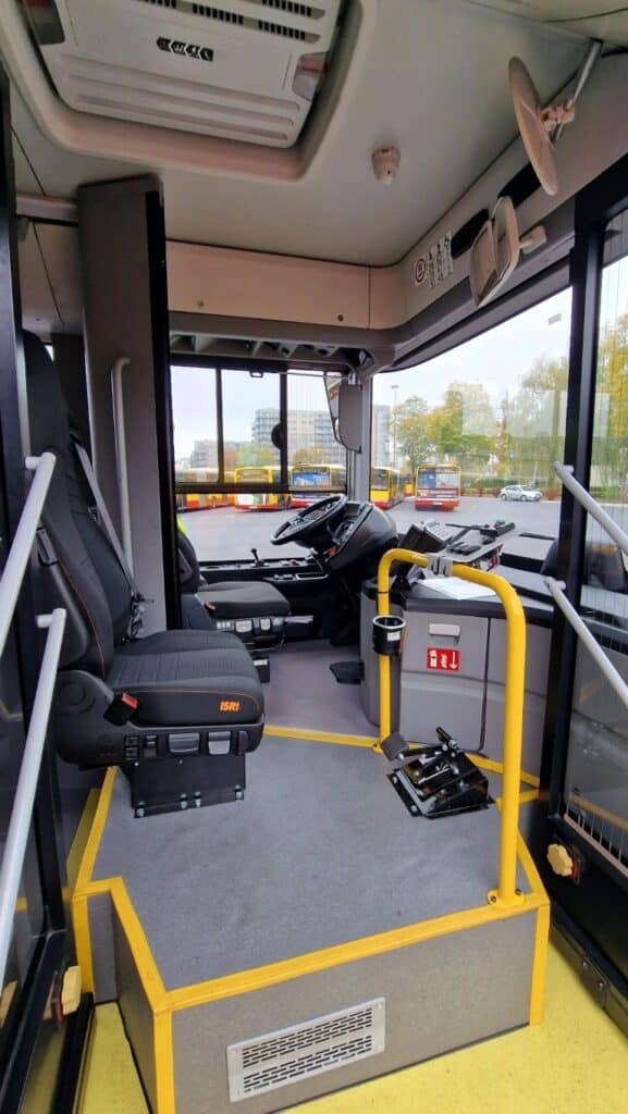 Warszawa/ Miejskie autobusy Yutong mają certyfikaty cyberbezpieczeństwa wydane w ubiegłym roku