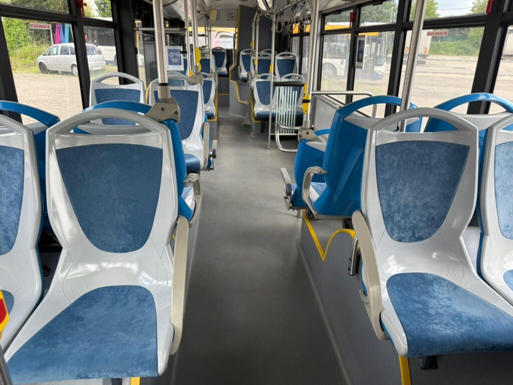 Autobusy używane od LS: Szybka dostawa, elastyczność i samorządowe referencje