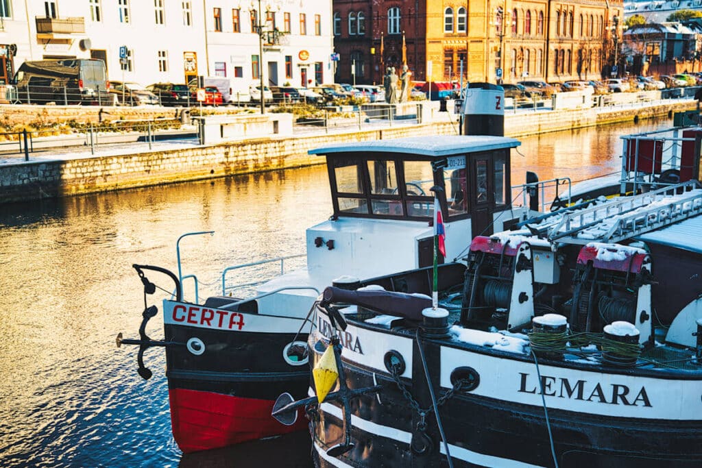 Zabytkowy holownik „Certa” wrócił do centrum Bydgoszczy po remoncie foto: UM Bydgoszcz