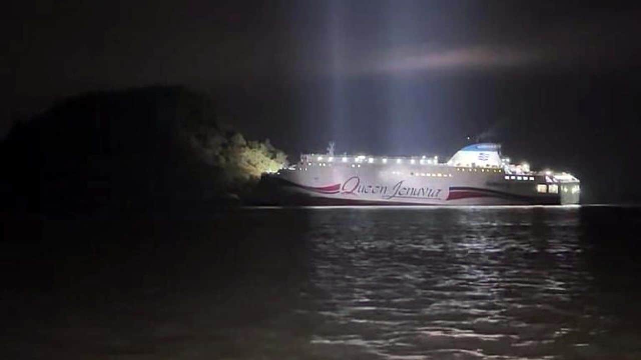 Infoship - Katastrofa promu Queen Jenuvia II w Korei Południowej. Poważny błąd nawigatora