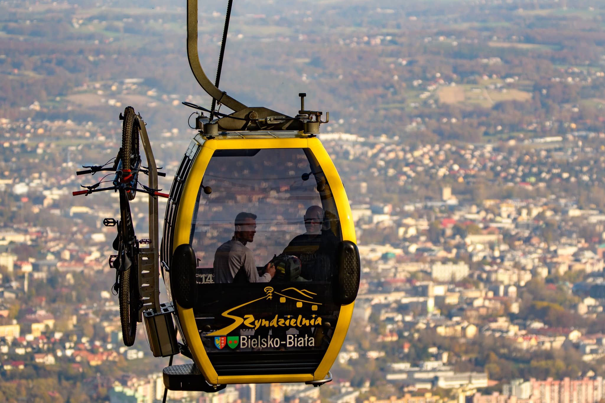 Infotrans - Beskidy : Ruszyły przeglądy techniczne kolei linowych m.in. na Szyndzielnię i Dębowiec