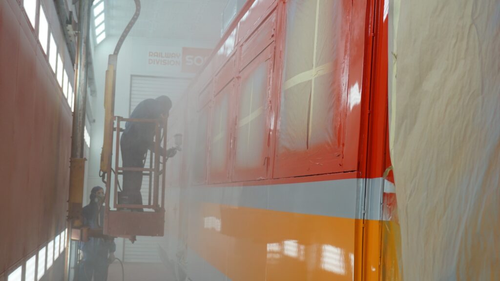 Tak będą wyglądały składy 14WE w barwach Polregio. Wkrótce na torach Małopolski foto: Polregio