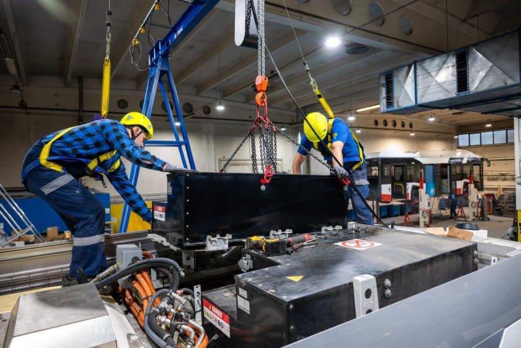 Retrofit pojazdów zeroemisyjnych – Solaris rozszerza ofertę serwisową