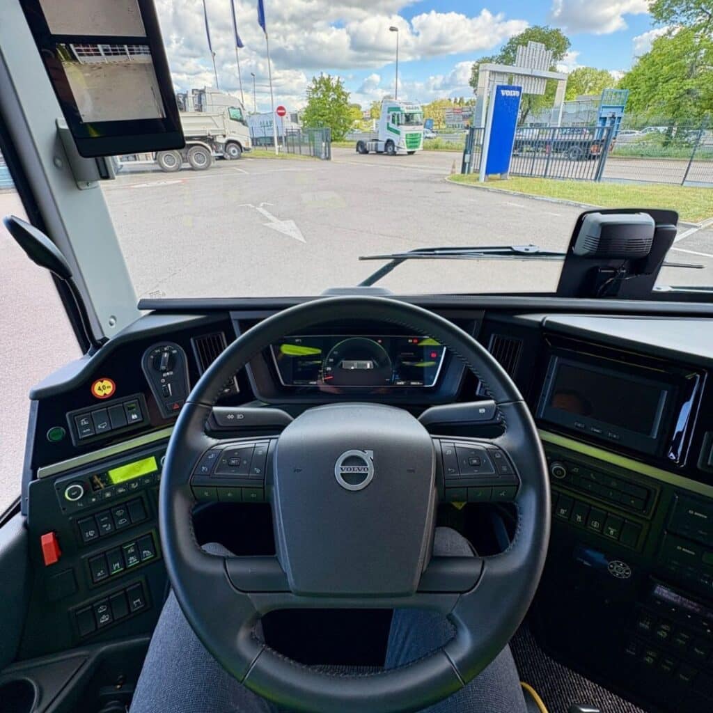 Szwecja/ Władze: choroba kierowcy przyczyną wypadku autobusu, w którym zginęły trzy osoby