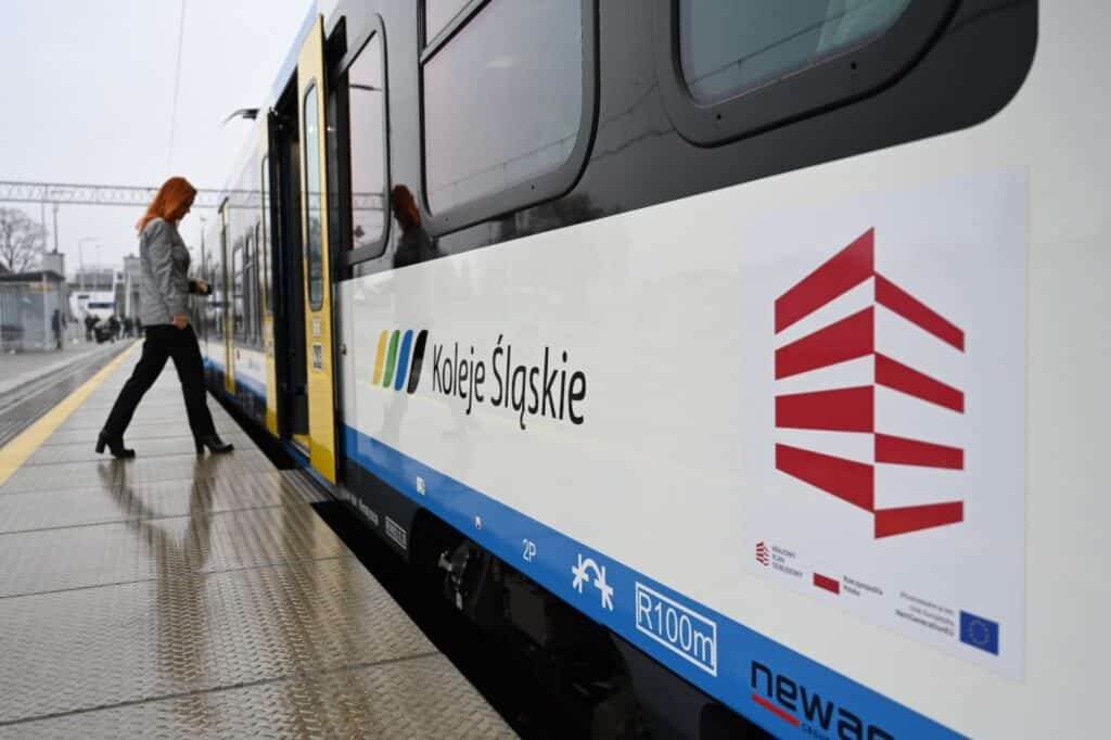 Koleje Śląskie wjeżdżają do województwa łódzkiego foto: KŚ