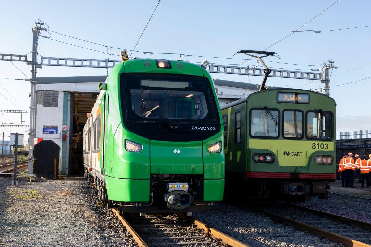 Inforail - Kolejne elektryczne zespoły trakcyjne X’trapolis trafią do Kolei Irlandzkich