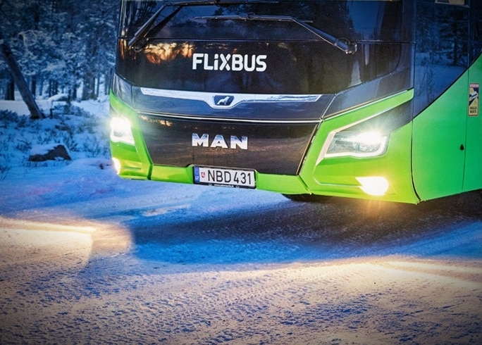 Infobus - FlixBus o świątecznych podróżach 2025: autobus coraz częstszym wyborem Polaków