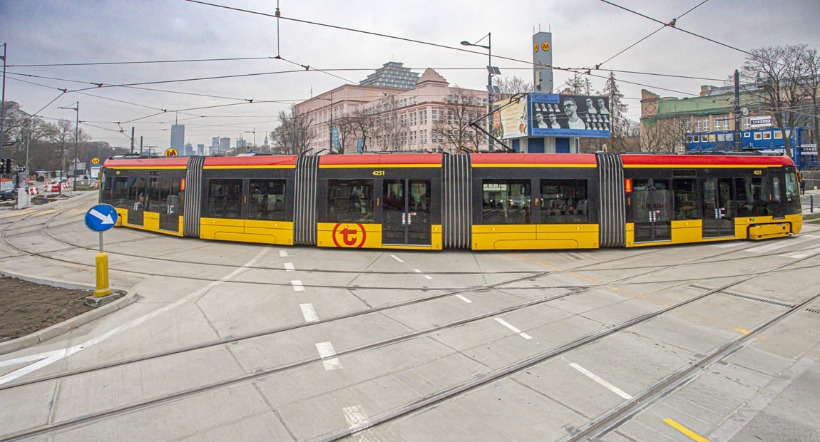 Infotram - Warszawa: Linia nr 19 pojechała ul. Rakowiecką. Bez czasowego zysku