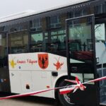 Autobus dla uczniów i ciągnik do zadań specjalnych. Podwójna dostawa w gminie Filipów