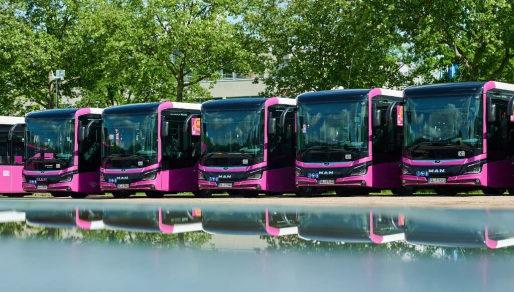 Największy kontrakt ramowy Deutsche Bahn z MAN. W tym także na autobusy z Polski