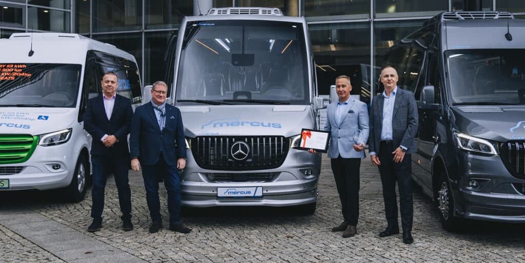 Mercedes świętuje 20 lat współpracy z Mercus, podczas których na drogi wyjechało ponad 3000 pojazdów Sprinter z zabudową mazowieckiej firmy.