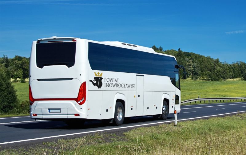 Transport publiczny w powiecie: dwie propozycje i jasny faworyt cenowy