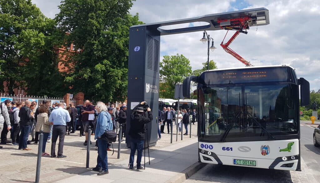 Infobus - MZK Toruń rozbuduje system ładowarek pod elektrobusy i zmodernizuje przystanki. Z EFRR