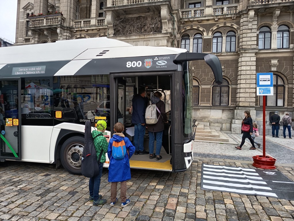 Czeski Liberec stawia na używane autobusy elektryczne. Od Solarisa
