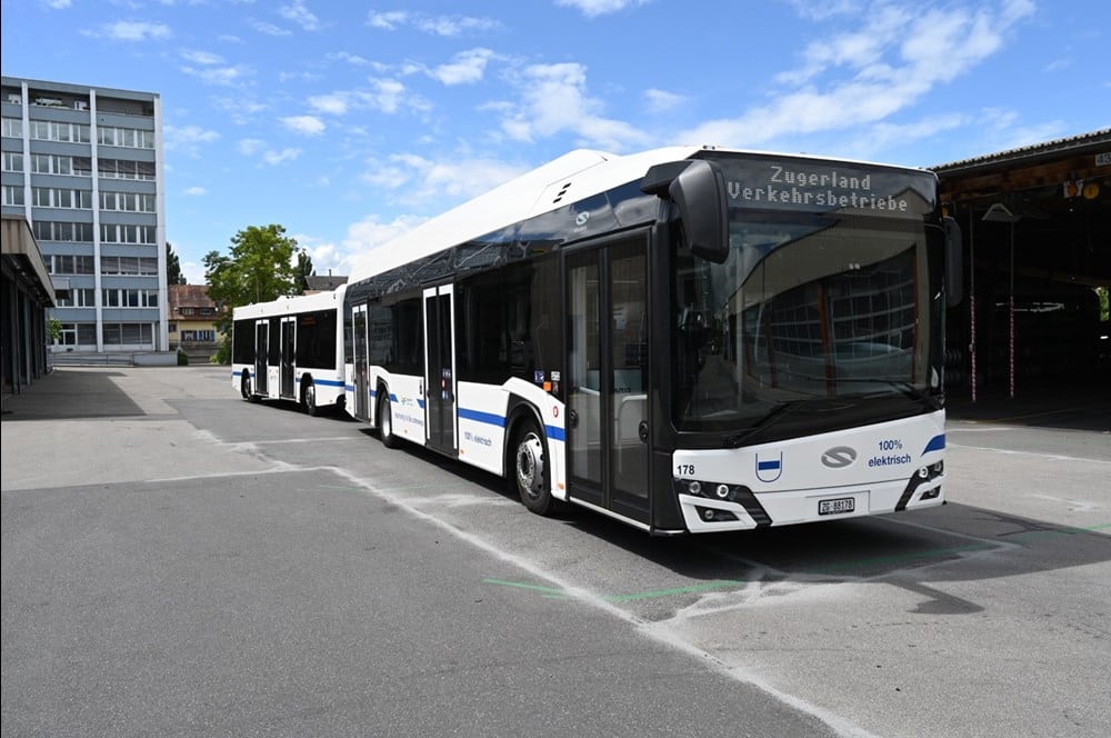 Infobus - Długie ciężarówki tak, długie autobusy nie. Stanowisko MI wobec transportu publicznego