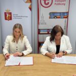 Agata Stańda, Prezes Solaris Bus & Coach, Katarzyna Strzegowska, Dyrektor ZTM w Warszawie.