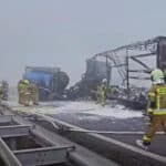 Do wypadku doszło na autostradzie A4. Według informacji GDDKiA, na Górze św. Anny zderzyło się dziesięć pojazdów pojazdów - 7 samochodów osobowych, 2 ciężarówki i autobus.