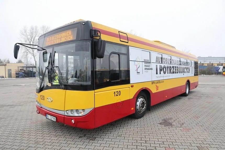 Łódź uruchomiła zimowy autobus dla osób w kryzysie bezdomności. 22. sezon