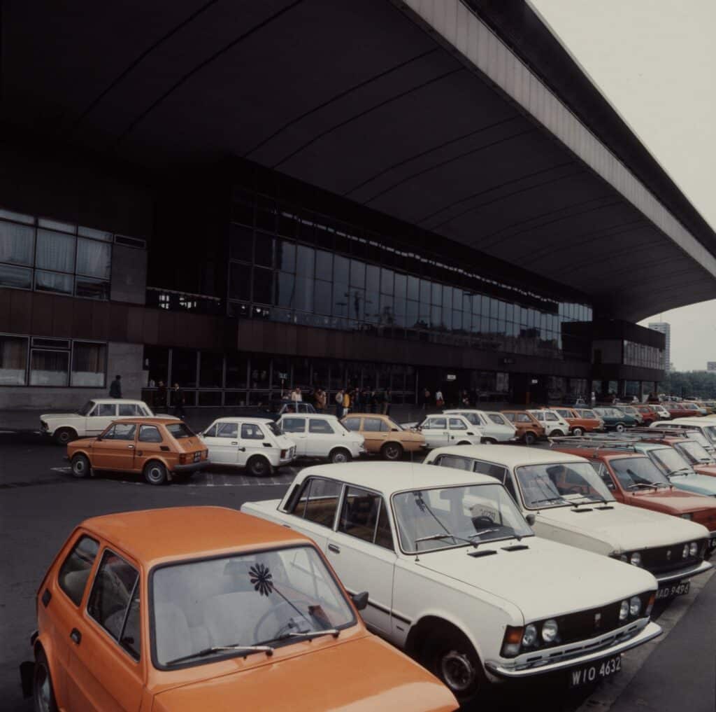 Dworzec Centralny skończył 50 lat! Witano na nim Leonida Breżniewa i Kim Ir Sena, wystąpił w filmach, serialach i piosenkach foto: FB/PKP SA
