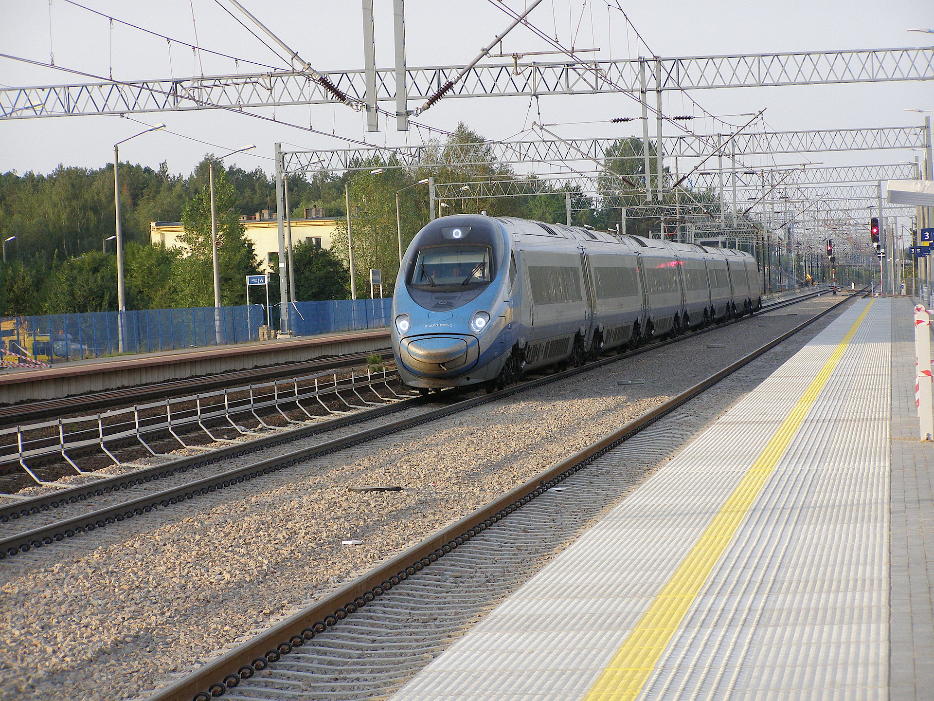 Inforail - PKP Intercity deklaruje gotowość ED250 do kursowania z prędkością 250 km/h. Gdzie tyle pojadą na CMK?