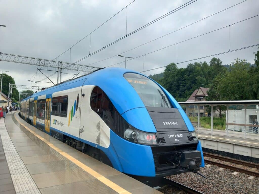 Nowy rozkład pociągów 2025/2026: Więcej połączeń Kolei Śląskich