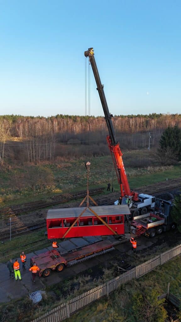 Szwajcarski wagon dla Koszalińskiej Kolei Wąskotorowej