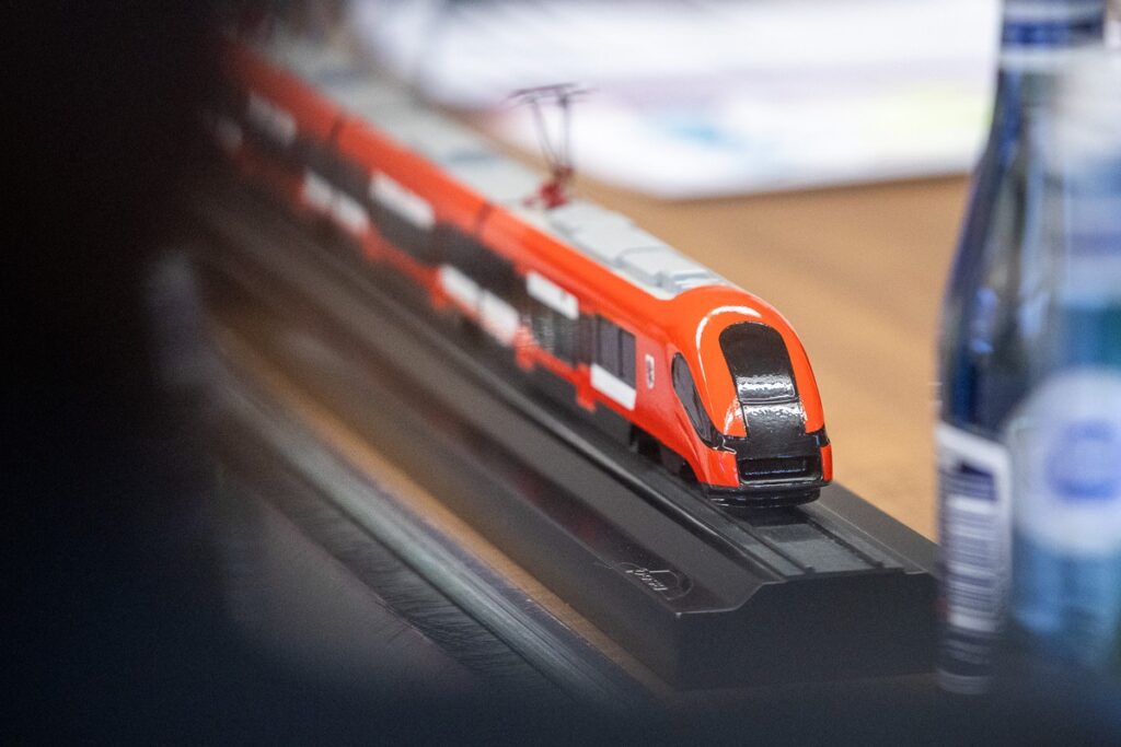 Nowy rozkład jazdy 2025/2026: Rekordowe inwestycje i 25 nowych połączeń w kujawsko-pomorskim foto: UMWKP