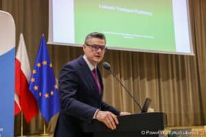 Nowy rozdział w lubuskiej komunikacji: Sejmik tworzy Lubuski Transport Publiczny sp. z o.o.