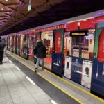 Świąteczne metro w Warszawie