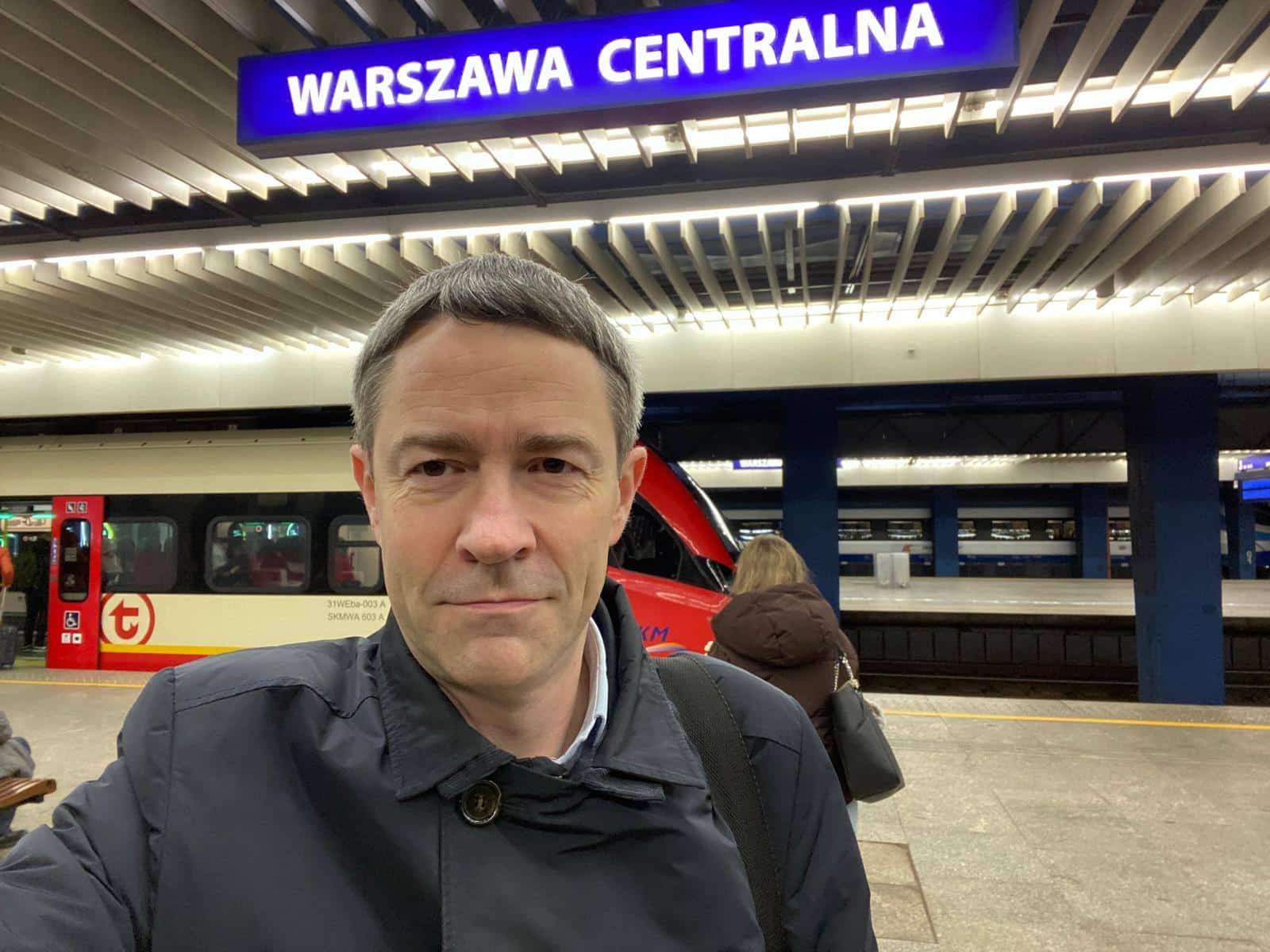 Inforail - PKP PLK wdrażają nowy rozkład jazdy. Zarząd w terenie, sprawdza najważniejsze inwestycje