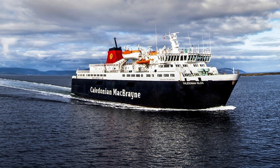 Infoship - Sztorm Bram paraliżuje transport promowy w Irlandii i Wielkiej Brytanii. Liczne odwołane rejsy i ostrzeżenia pogodowe