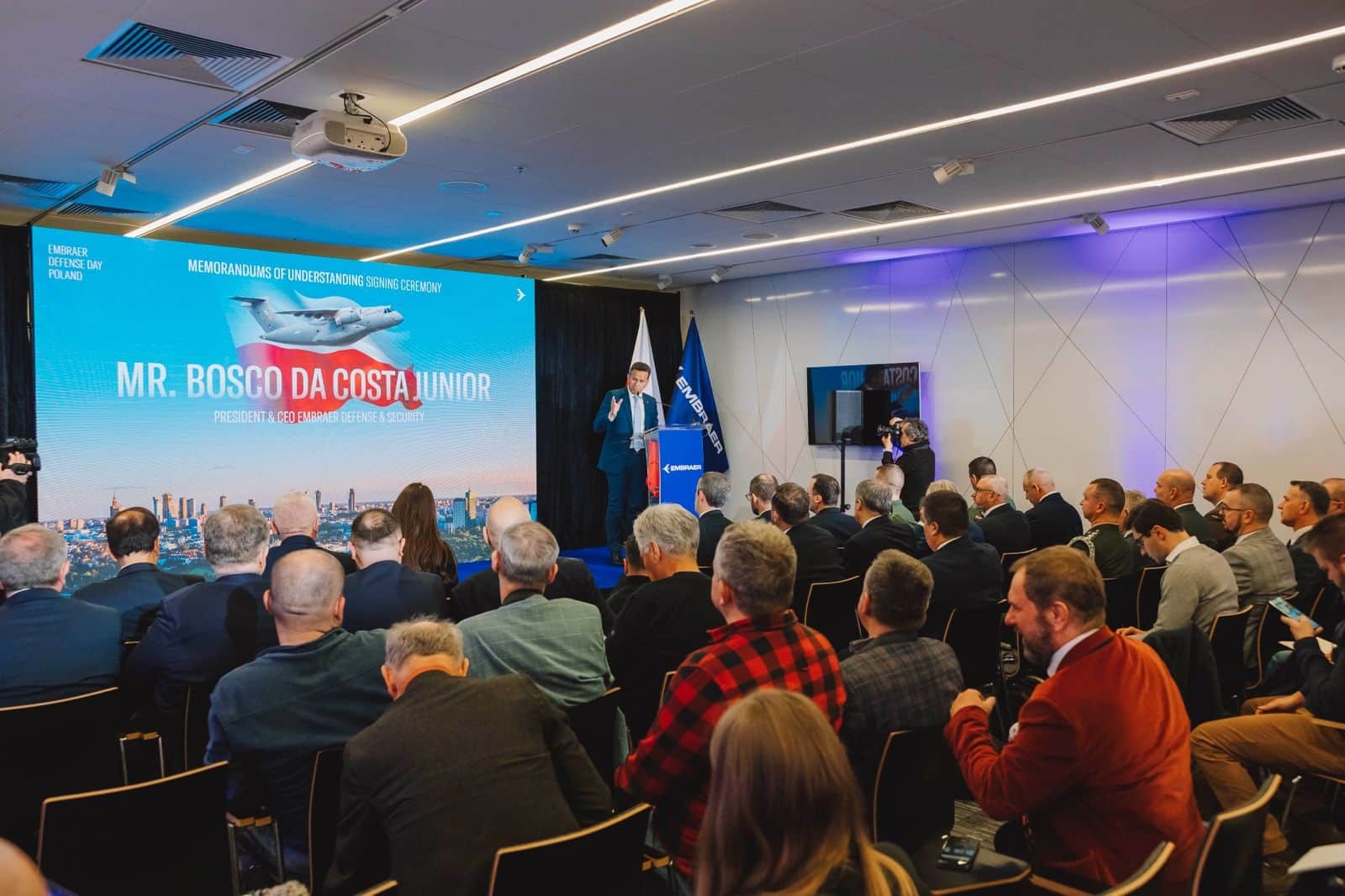 Infoair - PGZ nawiązuje współpracę z brazylijskim Embraerem. W tym produkcja komponentów