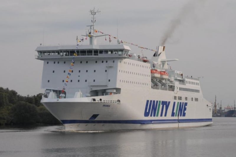 Infoship - Wypadek na promie Skania. Pasażer wypadł za burtę na Bałtyku, akcja ratunkowa zakończona bez rezultatu