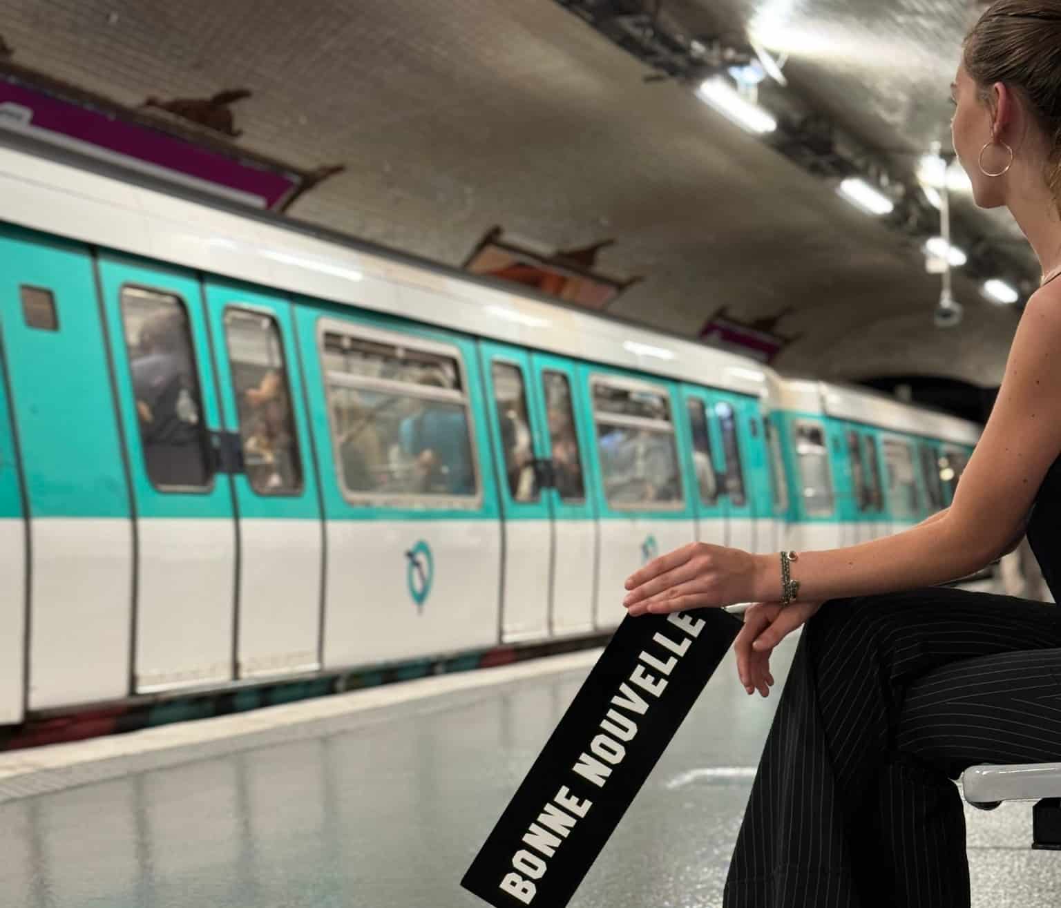 Infotrans - Paryż testuje wspólne strefy oczekiwania. Nowy element bezpieczeństwa w transporcie publicznym