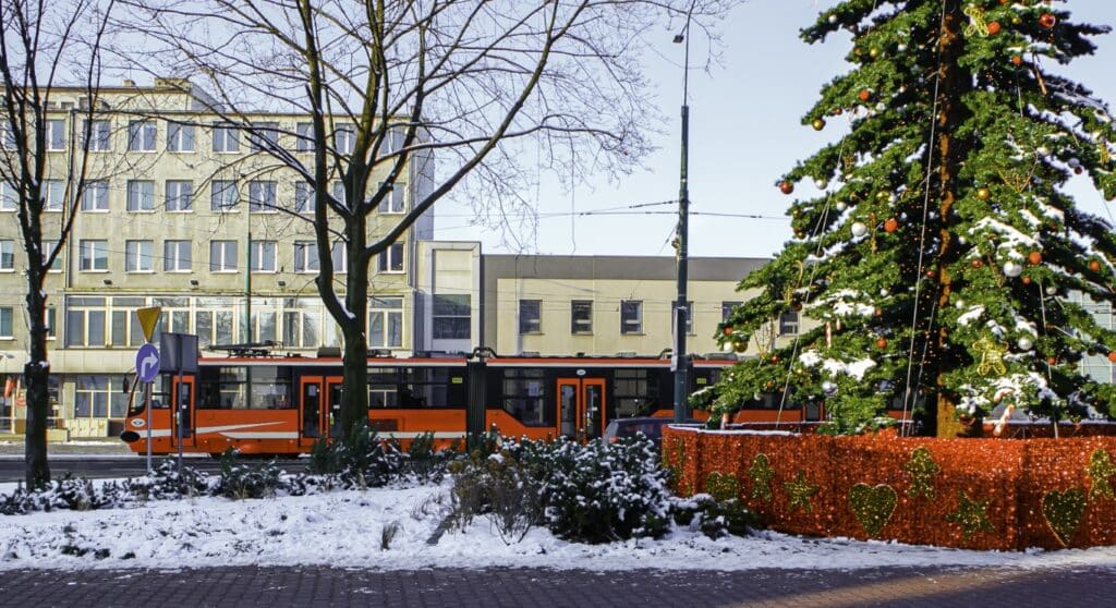 W Sosnowcu autobusy i tramwaje znowu wracają na stałe trasy. 13 grudnia