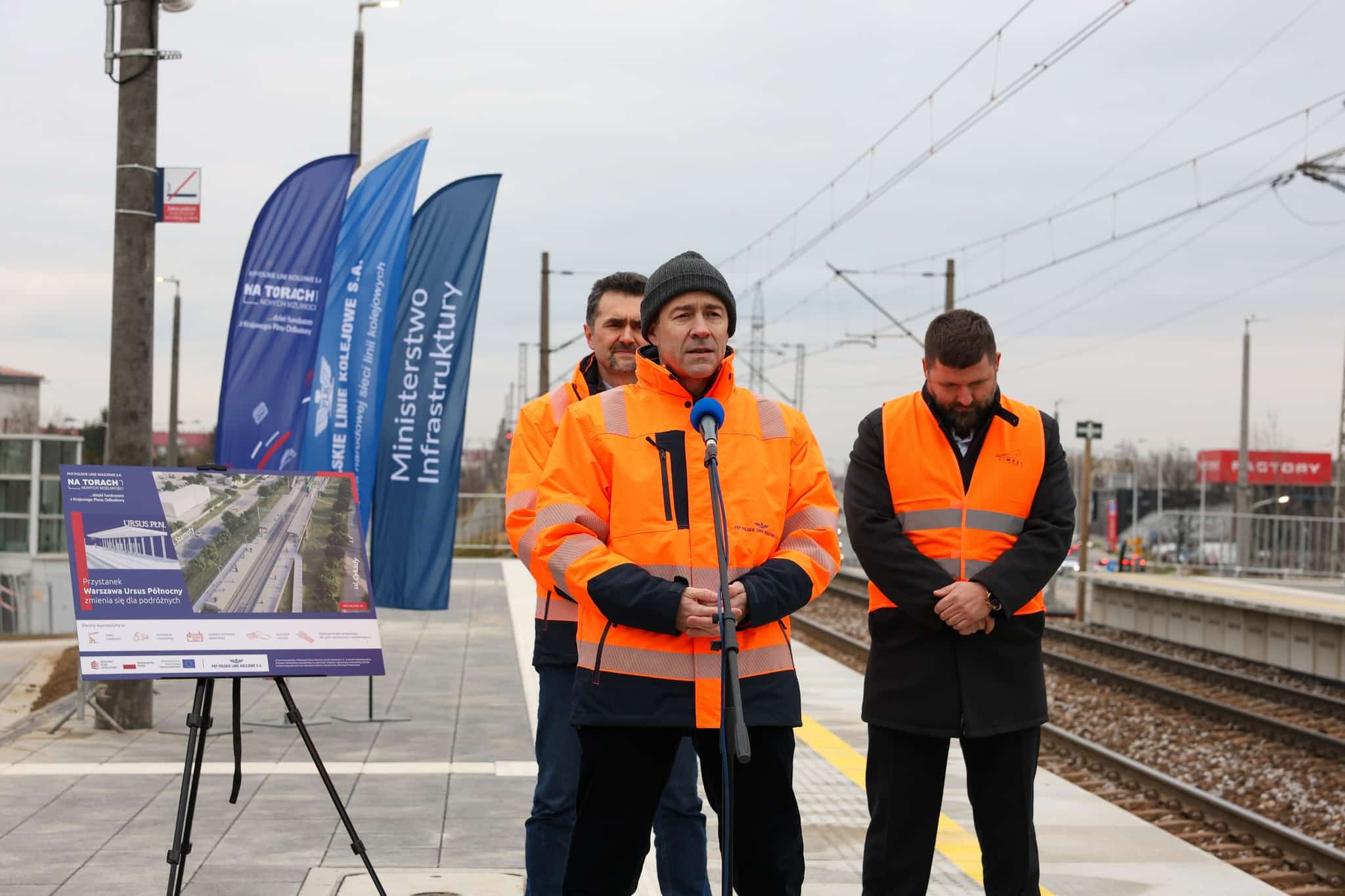 Inforail - Nowe perony na przystanku Warszawa Ursus Północny. Inwestycja PKP PLK zakończona w sześć miesięcy